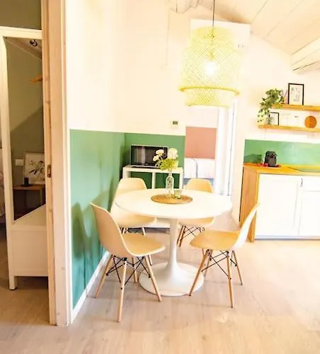 Corte 1 Con Parcheggio Gratuito Lägenhet