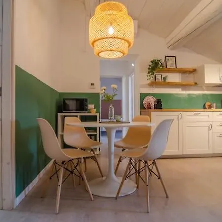 Corte 1 Con Parcheggio Gratuito Suap N 824 Del 2023 Apartment Parma